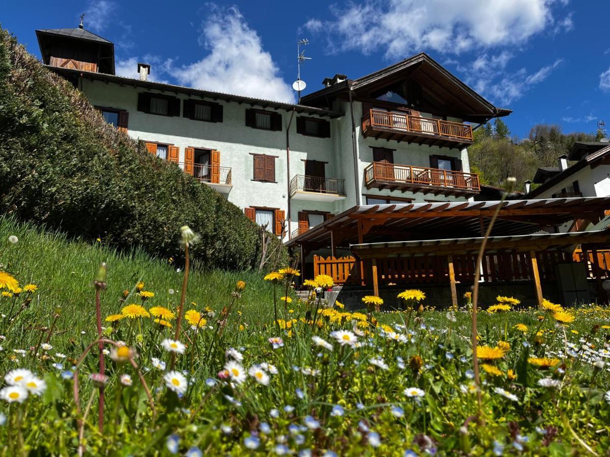 Hotel Miravalle Imer Esterno foto